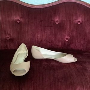 Leather peep-toe flats